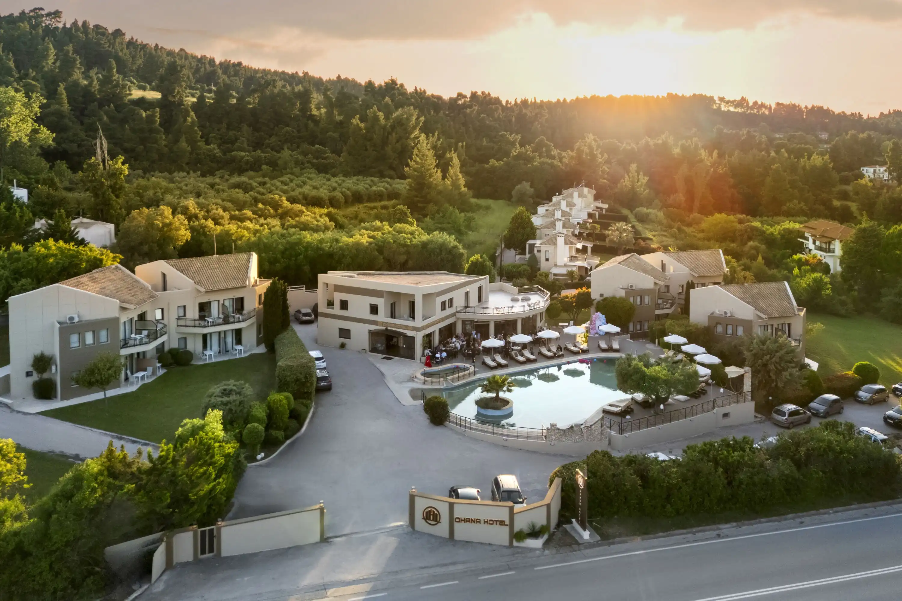 Ohana Hotel